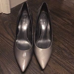 Ombré gray heels